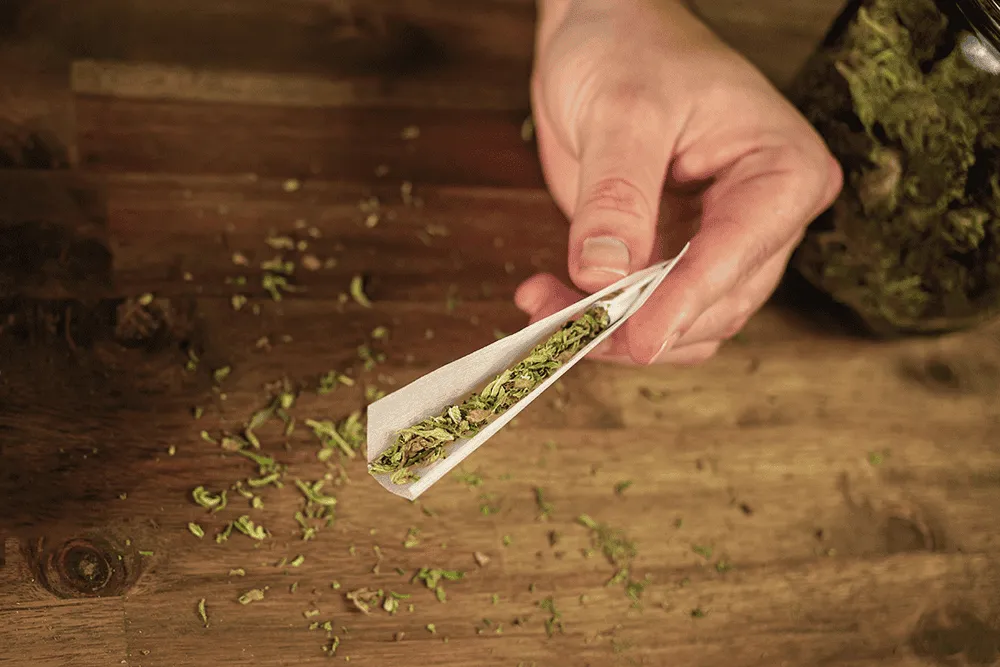 How to Roll a Joint Like a Pro: Step-by-Step
